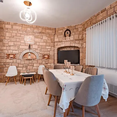 Chalet Mollanji *